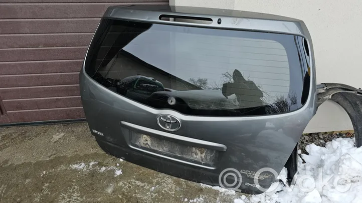 Toyota Corolla Verso AR10 Tylna klapa bagażnika 