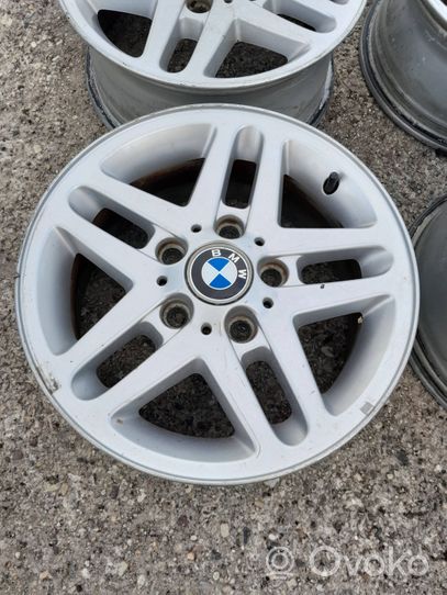 BMW 3 E46 Felgi aluminiowe R15 1095368