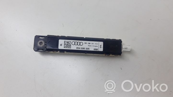 Audi A3 S3 8V Antenos stiprintuvas 8V4035225