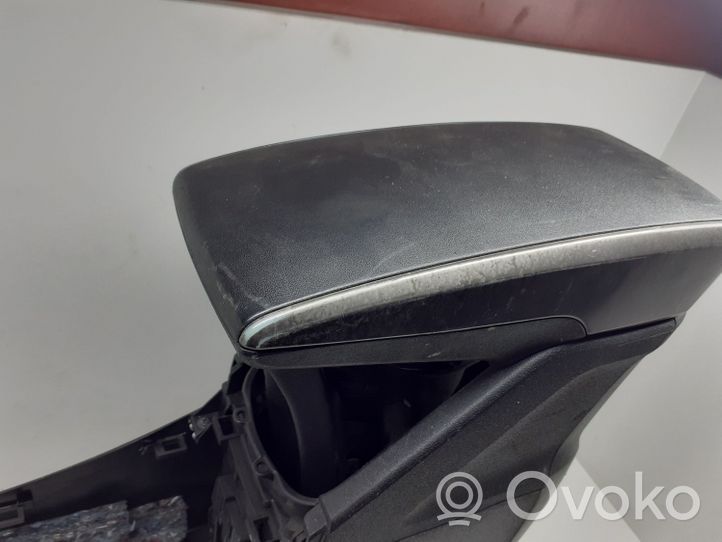 Toyota Verso Armrest 