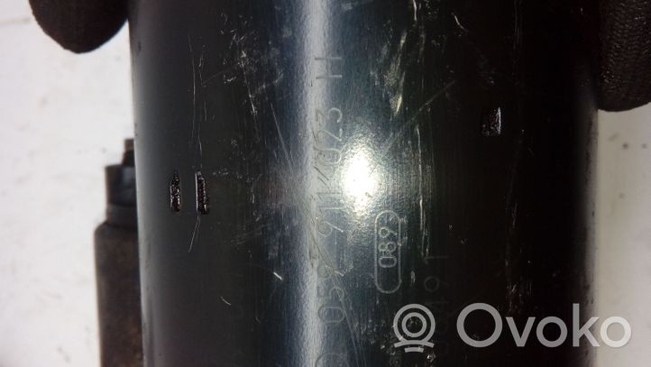 Audi A6 S6 C5 4B Starteris 059911023H