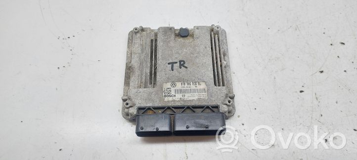 Volkswagen Touareg I Calculateur moteur ECU 070906016