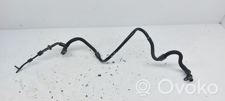 Audi Q2 - Linea/tubo/manicotto del vuoto 04L611933