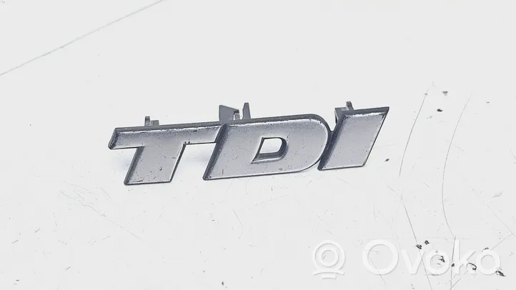 Volkswagen Multivan T4 Emblemat / Znaczek tylny / Litery modelu 701853679B