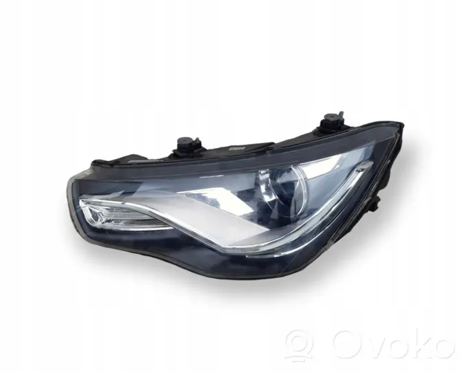 Audi A1 Lampa przednia 8X0941005