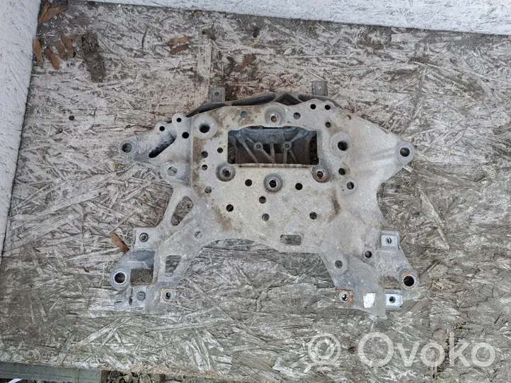 Audi Q8 Supporto della scatola del cambio 4M0399262C