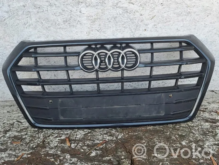 Audi Q5 SQ5 Maskownica / Grill / Atrapa górna chłodnicy 80A853651C