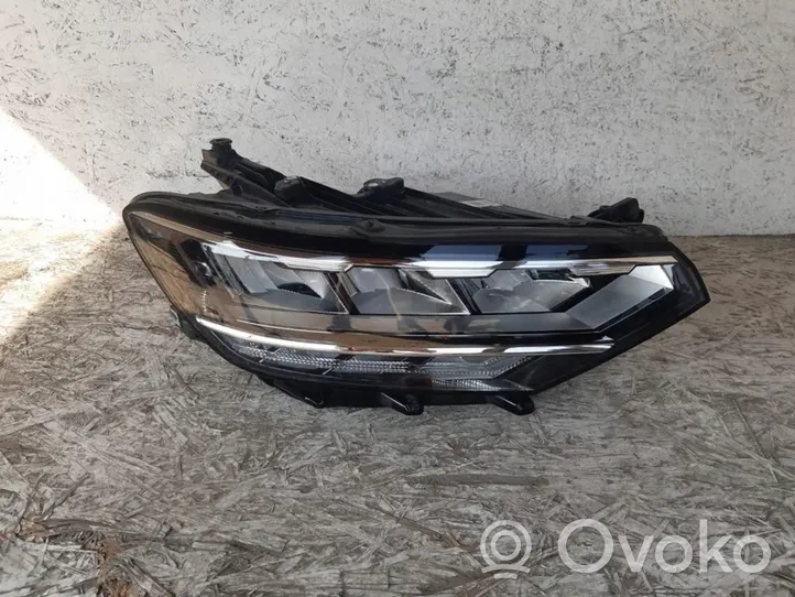 Volkswagen PASSAT B8 Lampa przednia 3G1941036P