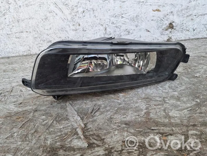 Volkswagen Sharan Front fog light 17589701