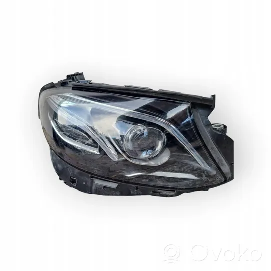 Mercedes-Benz E W213 Faro/fanale A2139067201