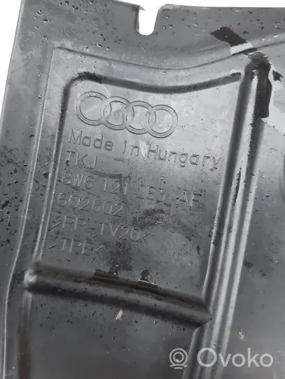 Audi A5 Wlot / Kanał powietrza intercoolera 8W6121283AF