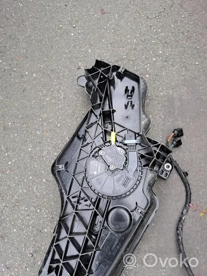 Audi Q2 - Serbatoio vaschetta liquido AdBlue 5Q0131984C