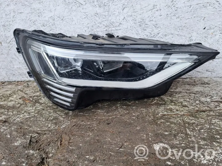 Audi Q8 Priekinis žibintas 4KE941039