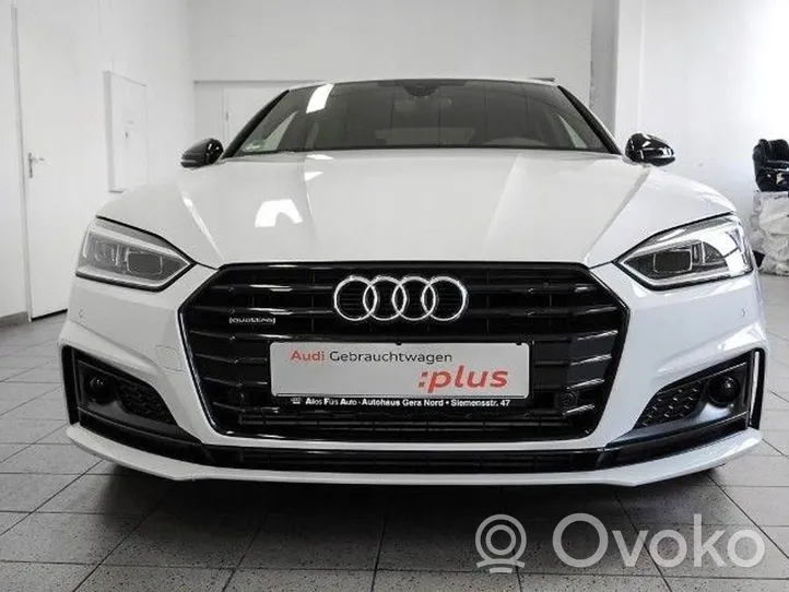 Audi A5 Priekinis ketvirtis AUDI