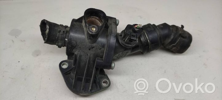 BMW X5 E53 Boîtier de thermostat / thermostat 5482010