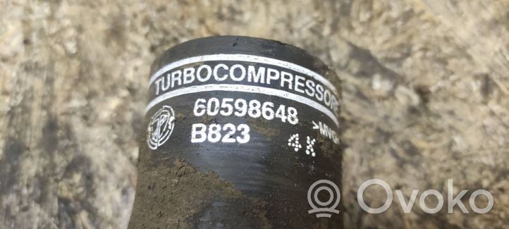 Fiat Coupe Tube d'admission de tuyau de refroidisseur intermédiaire 60598648