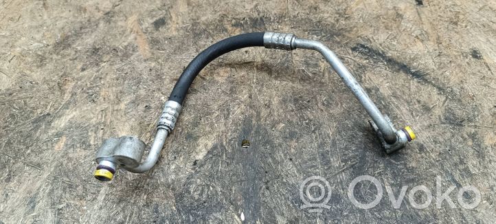 BMW 3 E46 Air conditioning (A/C) pipe/hose 6905933