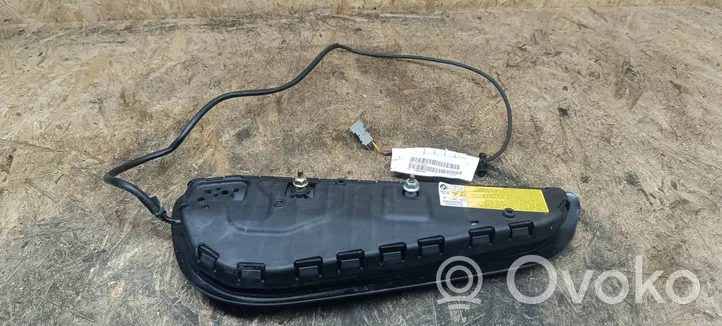 BMW 1 E81 E87 Airbag de siège 877140561072