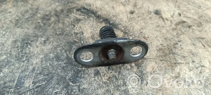 BMW 3 E46 Anello/gancio chiusura/serratura del vano motore/cofano 8229807