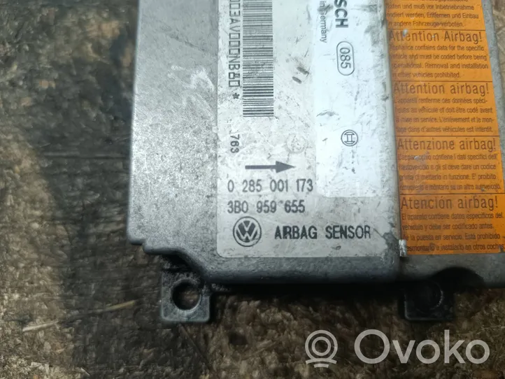 Volkswagen PASSAT B5 Turvatyynyn ohjainlaite/moduuli 3B0959655