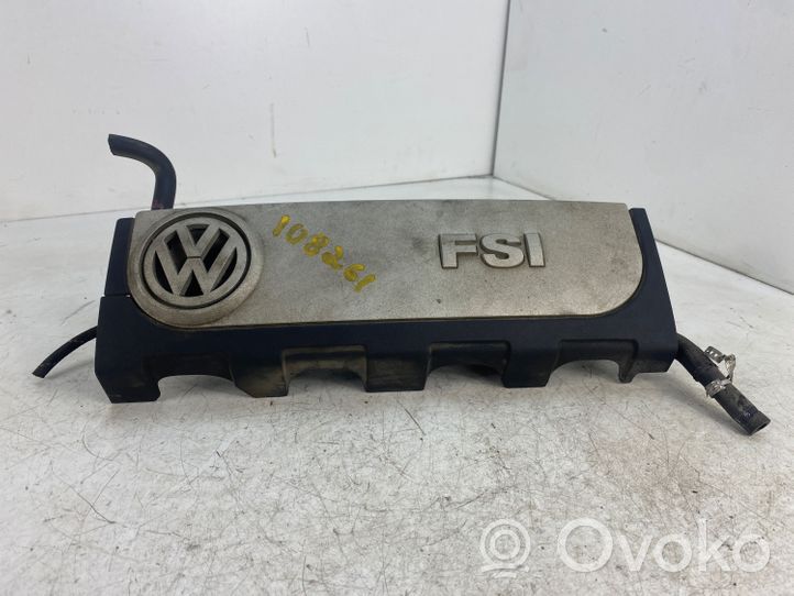 Volkswagen PASSAT B6 Engine cover (trim) 06F129208C