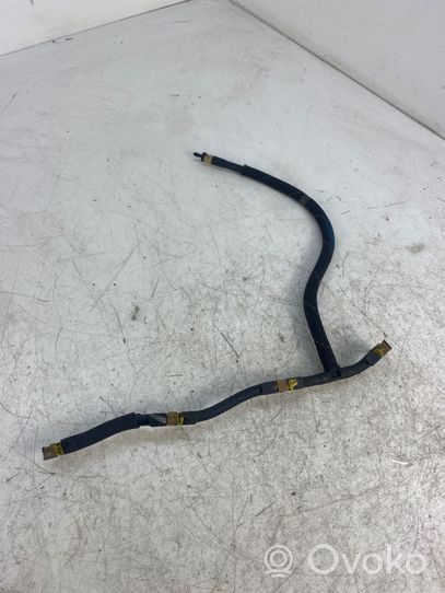 Audi A4 S4 B8 8K Fuel return line/hose CKR2138600