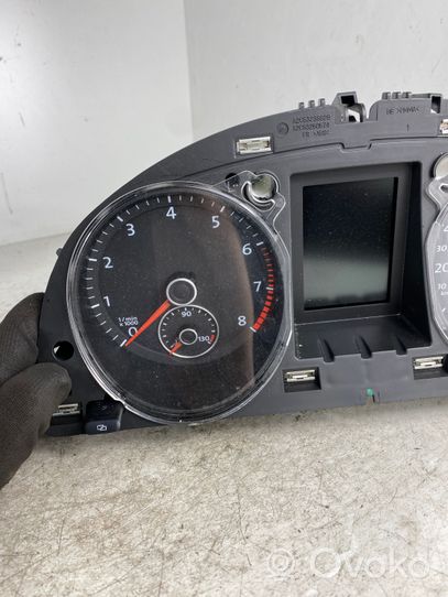 Volkswagen PASSAT CC Tachimetro (quadro strumenti) 3C8920870