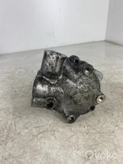 Audi A4 S4 B8 8K Ohjaustehostimen pumppu 8K0145154H