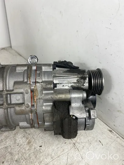 Volkswagen PASSAT B7 Supercharger 03C145601E