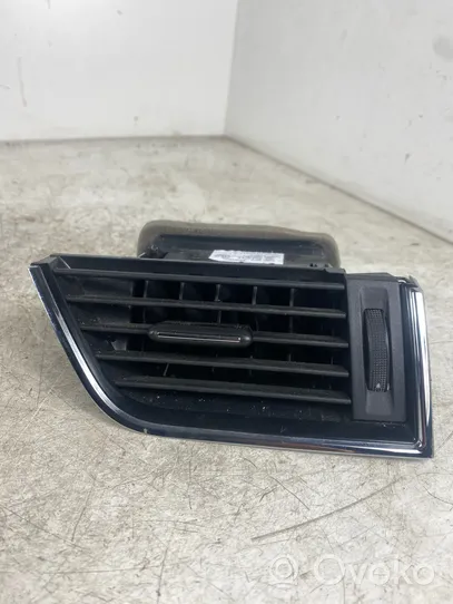 Skoda Octavia Mk3 (5E) Copertura griglia di ventilazione laterale cruscotto 5E0819702