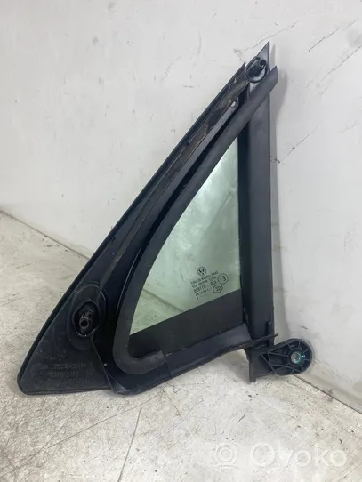 Volkswagen PASSAT B8 Front door vent window glass four-door 3G0845114F