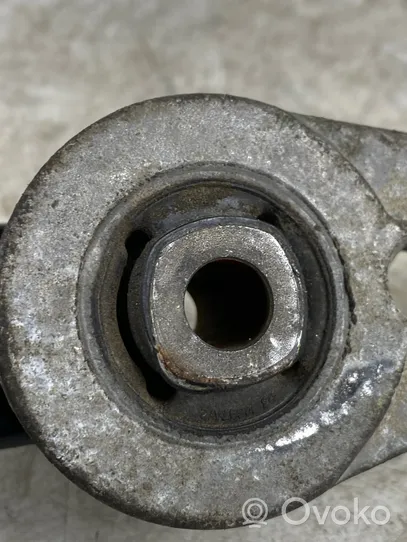 Volkswagen Tiguan Engine mount bracket 5N0199855E