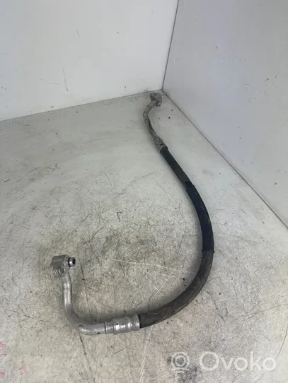 Volkswagen Tiguan Air conditioning (A/C) pipe/hose 5N0820721G