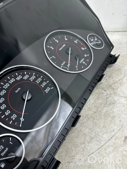 BMW 3 F30 F35 F31 Speedometer (instrument cluster) 9232893
