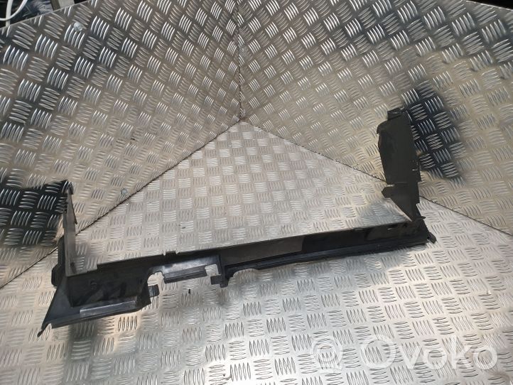 Land Rover Discovery Sport Déflecteur d'air de radiateur de refroidissement GK728327A