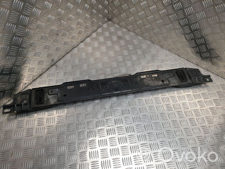 Peugeot 3008 II Traverse inférieur support de radiateur 8907638001