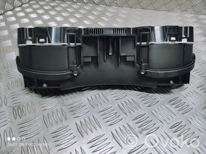 Audi A4 S4 B8 8K Speedometer (instrument cluster) 8K0920900C