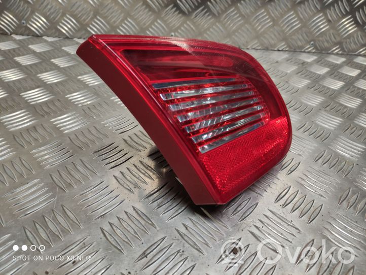 Volkswagen Eos Lampy tylnej klapy bagażnika 1Q0945093A