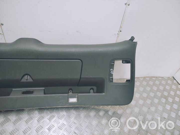 Audi Q7 4L Otros elementos de revestimiento del maletero/compartimento de carga 4L0867973