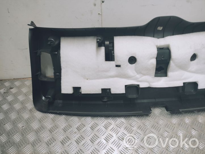 Audi Q7 4L Kita bagažinės apdailos detalė 4L0867973