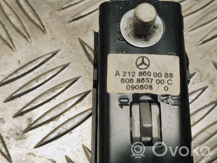 Mercedes-Benz E W212 Motorino di regolazione delle cinture di sicurezza A2128600088