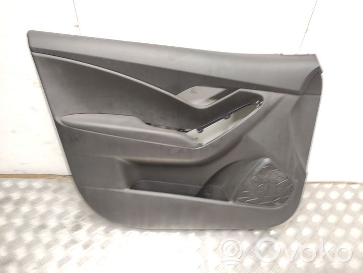 Hyundai ix20 Etuoven verhoilu 823101K000