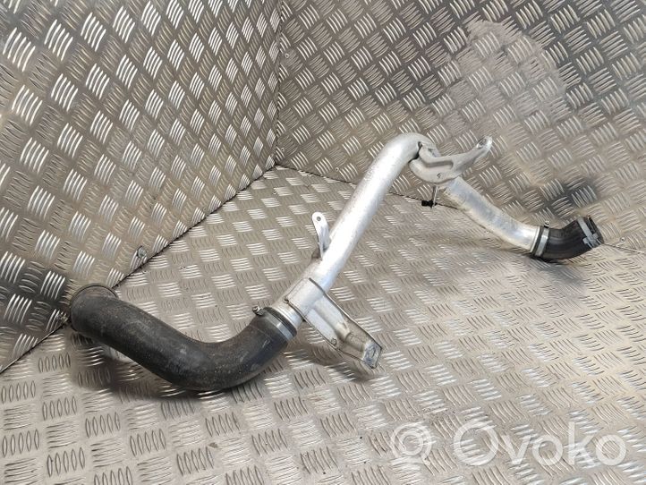 Volvo V40 Tube d'admission de tuyau de refroidisseur intermédiaire 31319676