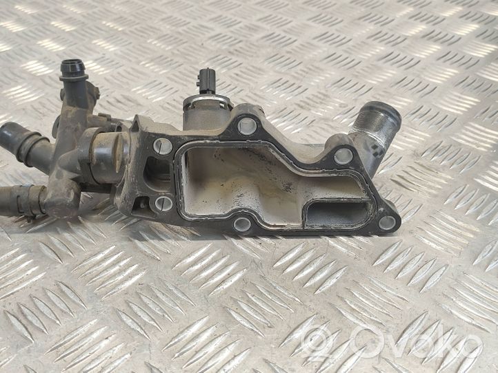 Dacia Sandero Termostaatin kotelo 110608635R