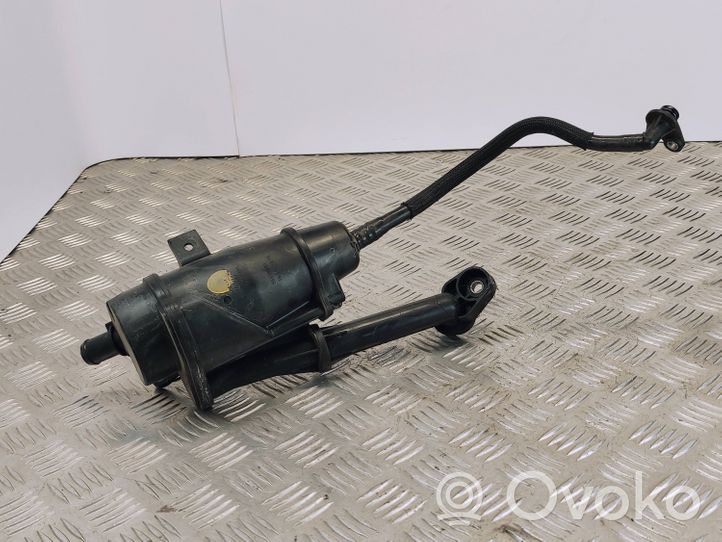 Opel Zafira C Oil breather separator 55575980