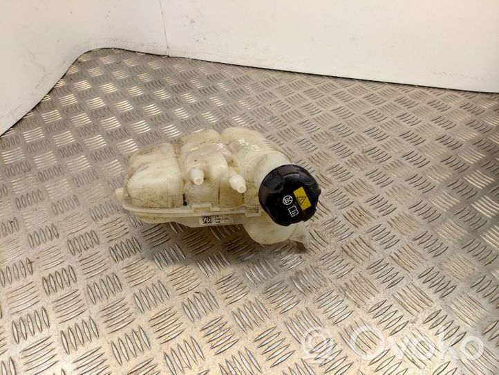 Mini Clubman F54 Vase d'expansion / réservoir de liquide de refroidissement 7617362