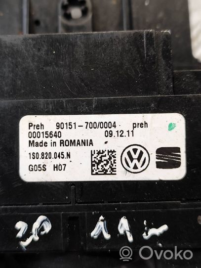 Volkswagen Up Gaisa kondicioniera / klimata kontroles / salona apsildes vadības bloks (salonā) 1S0820045N