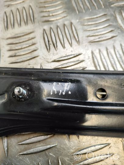 BMW 3 F30 F35 F31 Alzacristalli della portiera anteriore con motorino 19995YY0625