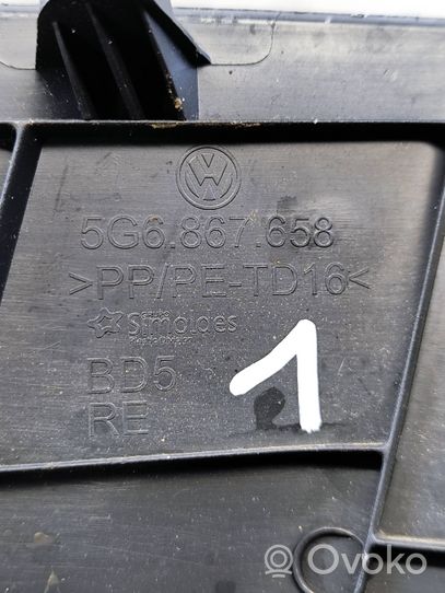 Volkswagen Golf VII Lampka klapy bagażnika 5G6867658