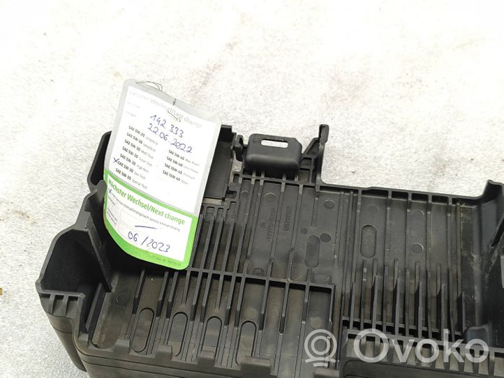 Opel Meriva B Fuse box cover 525230582